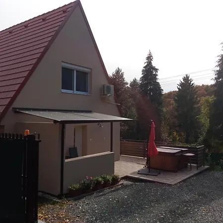 Appartement Dalma Vendeghaz *